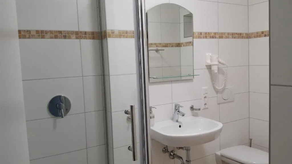 Schaefer Boardinghouse Aparthotel Groebenzell
